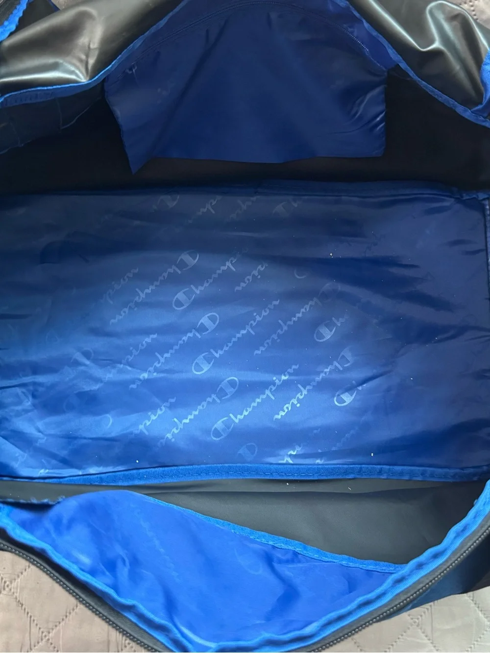 Champion LIFE Utility Duffel Bag With Oversized Logo One Size